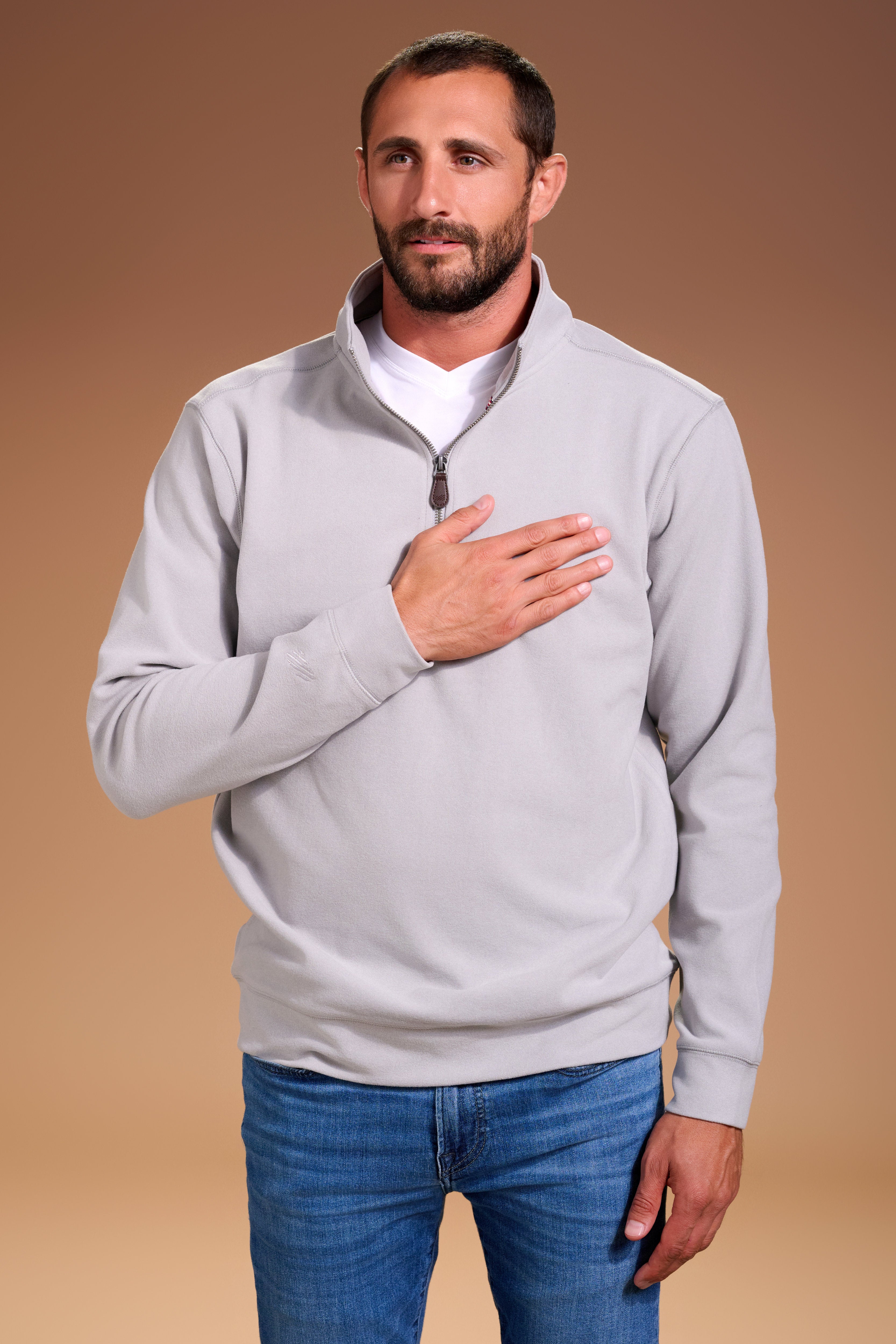 Raider Quarter Zip Mens #color_light grey