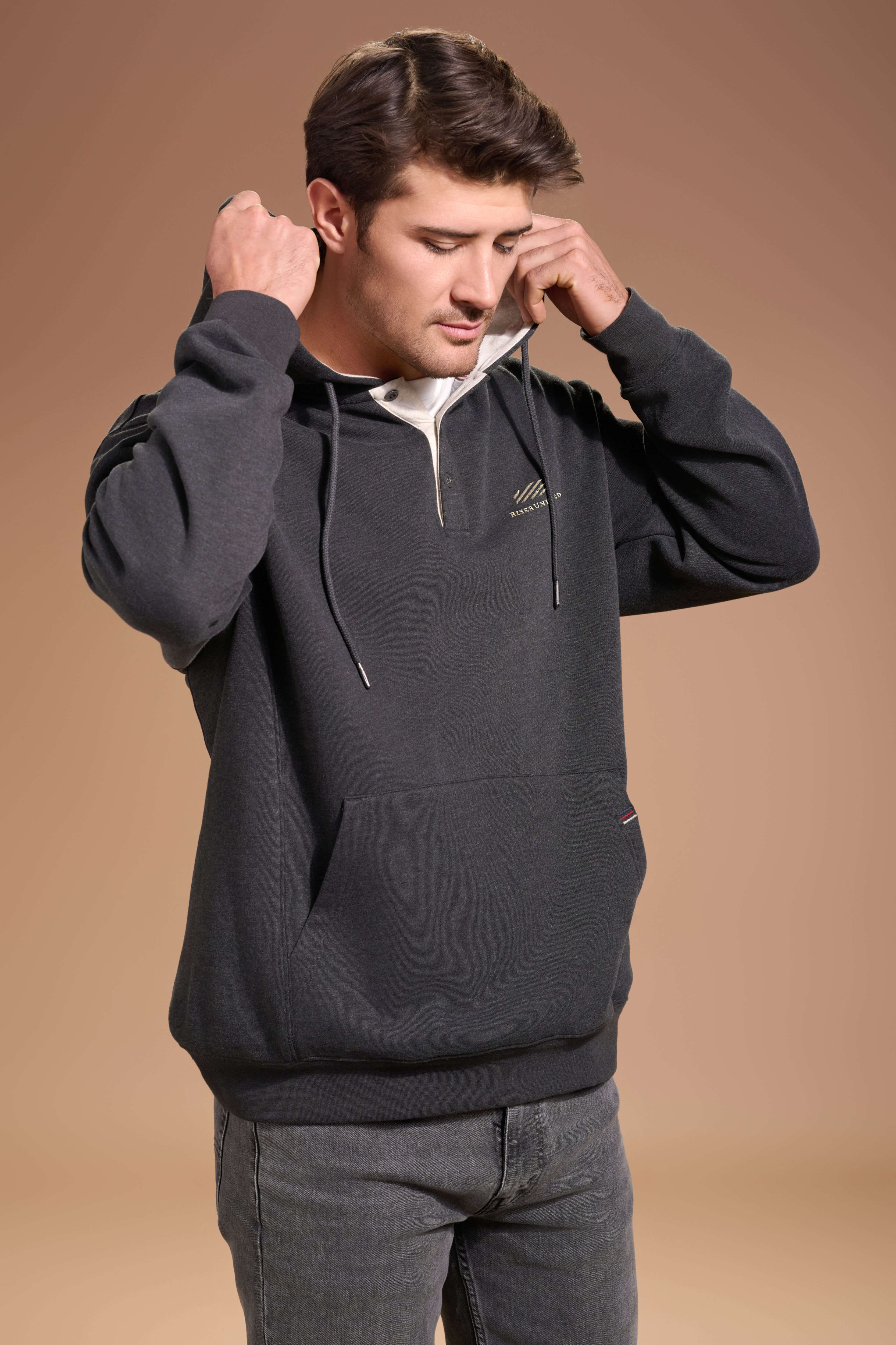 FLAGSHIP-Henley-Hoodie-Men_s-Charcoal-Signature #color_charcoal