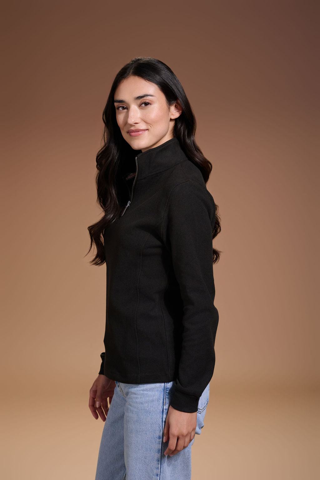 Raider Quarter Zip Womens #color_black